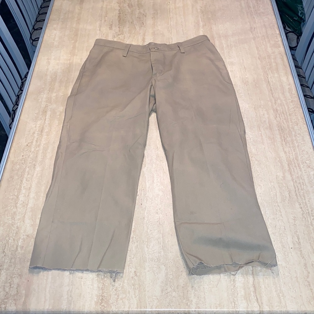 Red Kap Wide Legged Khaki Cut Off Pants